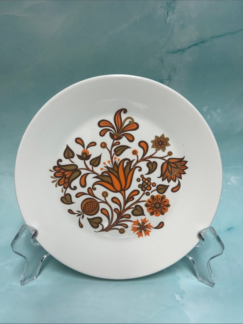 Vintage J&G Meakin LOTUS salad Plates 
Set of 2
